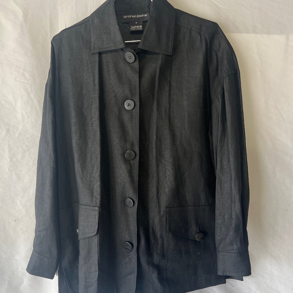 Andrea Jovine Women's Black Button Down Shirt Size 8